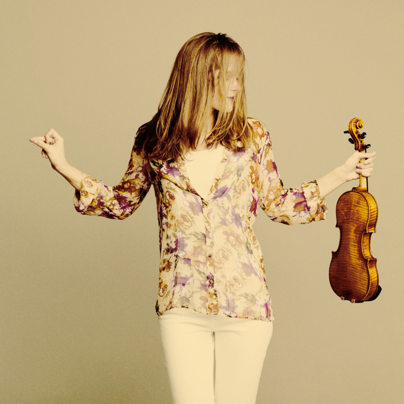Janine Jansen. Photo: Decca / Marco Borggreve